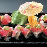 Spicy Tataki Roll · Seared tuna and avcado on top of a spicy tuna roll.