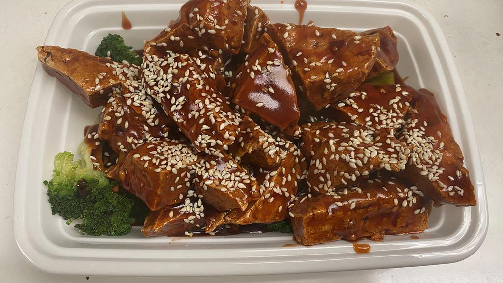 137A. Sesame Bean Curd · Fried tofu and broccoli in General Tso sauce with sesame seeds.
