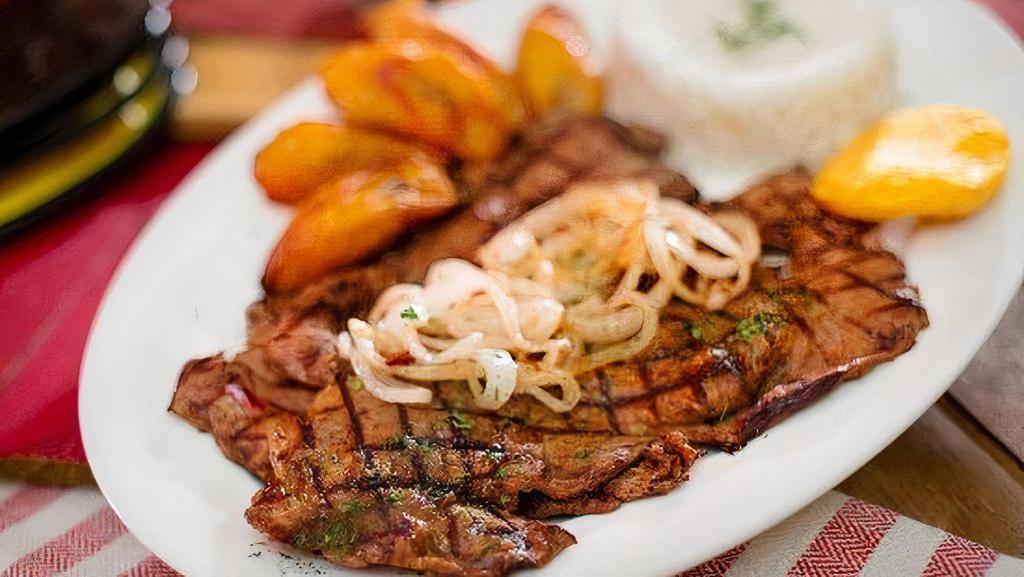 Bistec Encebollado · Grilled Steak with Sauteed Onions