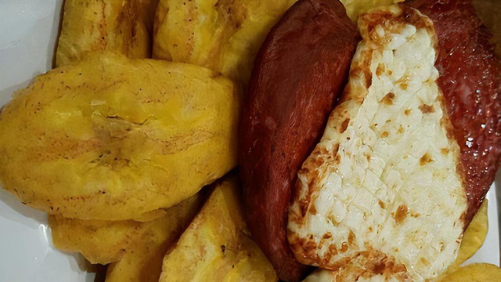 Maduros · Fried ripe plantains.