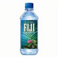 Fiji · 500mL bottle