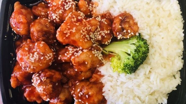 General Tso'S Or Sesame Chicken · Hot and spicy. Chicken chunks with tingling hot sauce and broccoli.