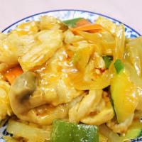 Curry Chicken With Onions · Hot and spicy.