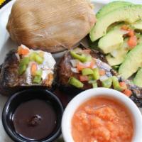 Kenkey With Fish · Choice of fried or grilled fish.