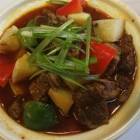 Braised Beef Casserole /红烧牛肉張 · Lightly browned in fat and then cooked slowly in a closed pan with a small amount of liquid.