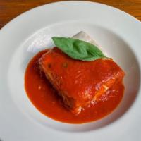Lasagna · The best in town! (no pasta modifications)