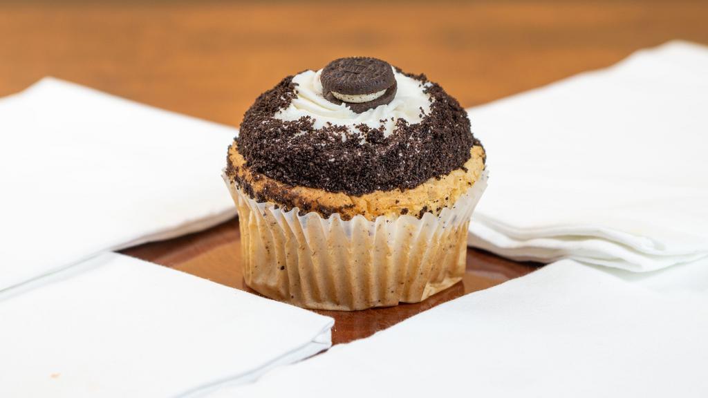 Cookies 'N' Cream · Our signature vanilla cupcake baked with oreo crumbles topped with oreo cookie buttercream frosting.