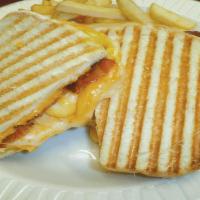 Grilled Bacon & Cheese · American, Cheddar, Provolone
Choice of White, Wheat or Rye Bread
