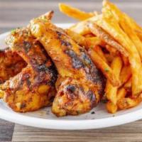 Full Chicken Wings Plate · Full chicken wings marinated in our peri peri, char-grilled.(3pcs)