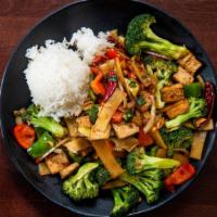 #85 Kunp Pao Tofu · Stir fried Tofu, bell peppers, broccoli, onions, jalapeno, and chilli peppers.