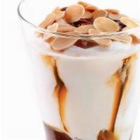 Gelato Strawberries&Caramel Glass · Fior di latte gelato swirled with caramel, almond crunch and wild strawberries. A new way to...