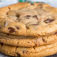 Individual Chocolate Chip Cookie · 360 cal.