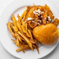 Pimlico Burger · Onion straws, cheddar and horseradish sauce. Served on a brioche roll with fresh cut fries.