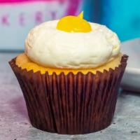 Lemon Drop · a vanilla cake with a lemon curd filling, topped with a lemon buttercream frosting