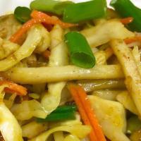 Stir Fried Udon Noodle  · Hot and Spicy. Singapore Style