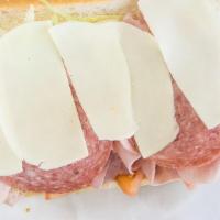 Italian Cold Cut · Ham , Salami , Capicola , Provolone Cheese & Your Choice Of Topping