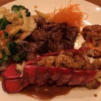 Hibachi Combo 6: Filet Mignon & Lobster · 