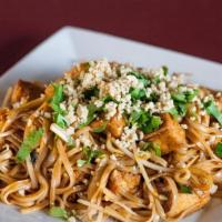 Bangkok Noodles · Spice Level 3. Rice noodles, spicy Thai sauce, basil, bean sprouts, yellow & green onions, p...