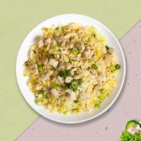 Cheeky Cluck Fried Rice · Stir-fried rice with chicken.