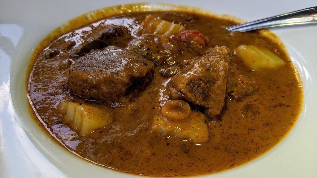 Massaman Beef Curry · Mild. Rich, sweet and spicy flavor beef curry with potatoes and peanuts.