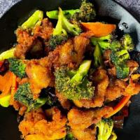Sichuan Crispy Chicken (Spicy) · Fried dark meat chicken, broccoli, carrots, dry chili, tossed in a Sichuan pepper.