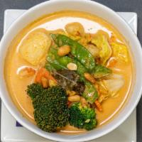 Massaman Curry · Little spicy - Massaman curry, potato, carrot, onion, peanut