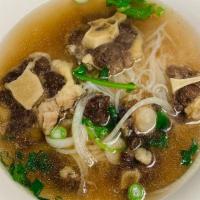 Pho Duoi Bo · Oxtails.
