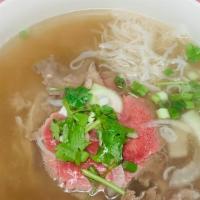Pho Tai Nam Sach · Combination of half-done beef filet, brisket and beef tripe.