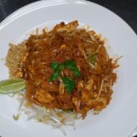 Pad Thai · Choice of chicken, beef, pork, vegetarian,tofu Stir-fried thin noodles with eggs, garlic, sc...