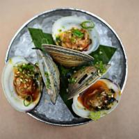 Chilled Marinated Littleneck Clams · 