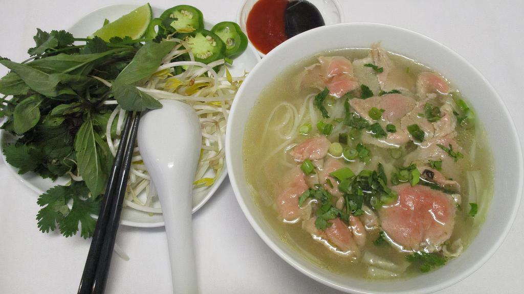 Pho Tai · With un- cooked eye round steak
