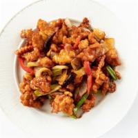 Cashew Chicken · Hot. Fried chicken, with onions, bell pepper, water chestnut, dry Thai-chili, scallions and ...