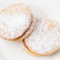Alfajores · Soft cookies with dulce de leche