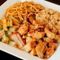 Chicken Hibachi · Served with clear mushroom soup , grilled vegetables, noodles,  you choice fried rice or ste...