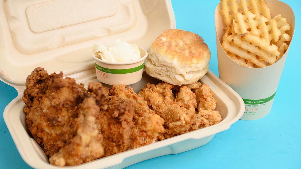 Individual Combo · Your choice of 6 boneless bites, 2 tenders, 1 chicken breast, or 1 chicken thigh. Includes 1 side & 1 roll