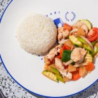 C6 Sweet And Sour Deluxe · Stir-fried choice of meat with tomatoes, zucchini, onions, bell peppers, carrots and pineapp...