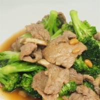 Beef Broccoli · Stir-fried beef with broccoli and mushrooms in oyster sauce.