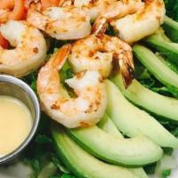 Ensalada De Camarones · Fresh spinach topped with shrimp