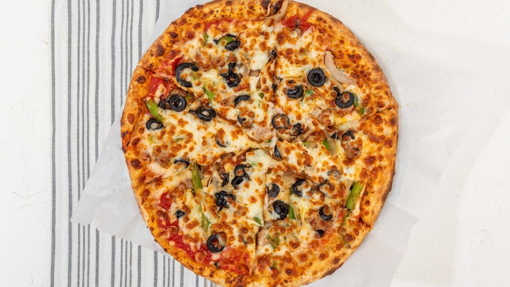 Supremo Pizza · Pepperoni, fresh mushrooms, green peppers, caramelized onions, italian sausage, black olives and mozzarella cheese with tomato sauce.