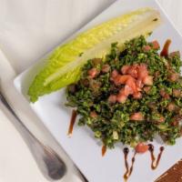 Tabbouleh · Fresh parsley, tomatoes, green onions, mint and burghul 