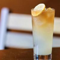 Arnold Palmer · Made with fresh squeezed lemonade and Sunstone Black tea.