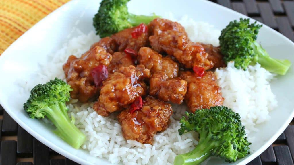 General Tso'S Chicken · Spicy. Breaded and marinated chicken sautéed with chef's special sauce