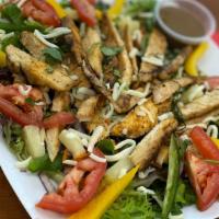 Chicken Salad · Shredded chicken, mayonnaise, celery,  red onions, hawaiian bread.