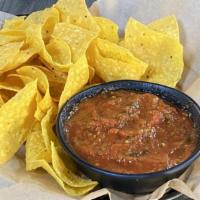 Chips & Salsa · Tomatoes, onions, fresh jalapeños, green chilies & lime (370 CAL.)