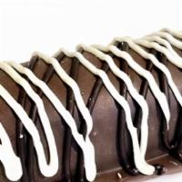 Chocolate Covered Twinkie 3Oz (1Pc), Item (4116) · Yes, 1 real Hostess Twinkie dunked in our rich milk chocolate then striped with our dark and...