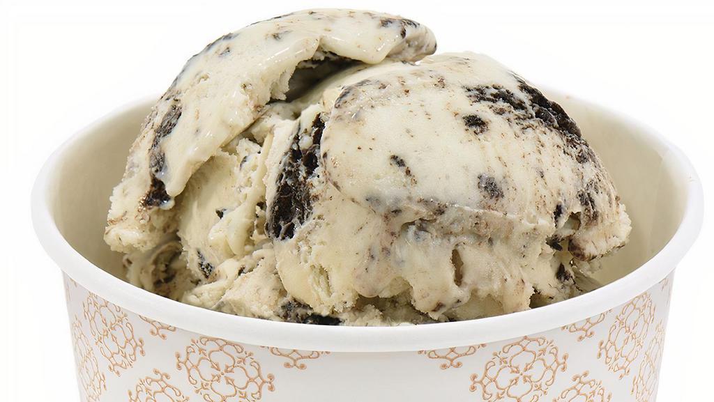 Cookies And Cream Ice Cream(Item #63225) · Creamy vanilla ice cream with Oreo cookies.