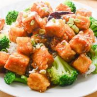 General Tso'S Sauce Vegetarian Entree · Meatless chicken style ingredients, chicken flavored vegetable protein.
