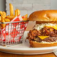 Piggy On Burger · Double cheese, Pull Pork, Pickles & Cole slow