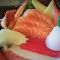 Chirashi · 10 Pcs of Assorted fresh sashimi on sushi rice.