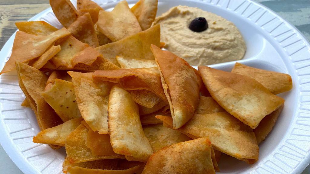 Pita Chips & Hummus · 